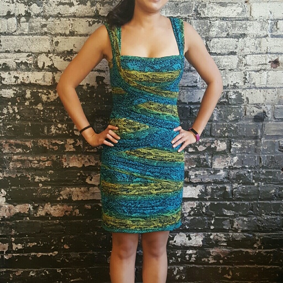 BCBG Bodycon Dress - Picture 4 of 8